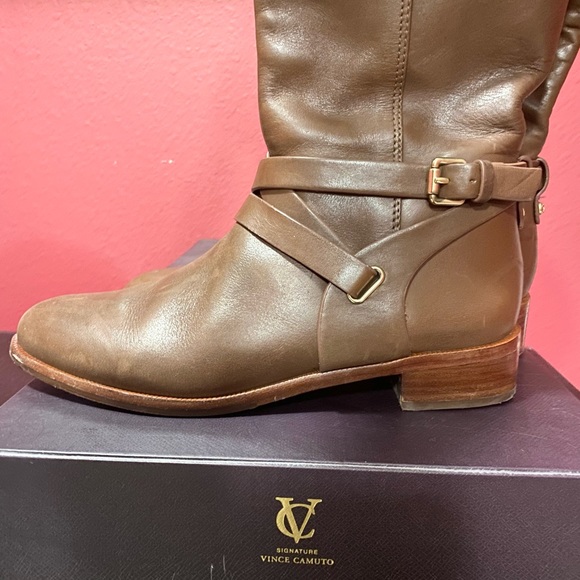 Vince Camuto brown riding boots - Picture 7 of 7